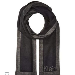 Calvin Klein Men’s Knit Jacquard Logo Scarf